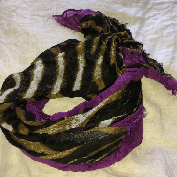 Purple and zebra print scarf - Picture 1 of 3
